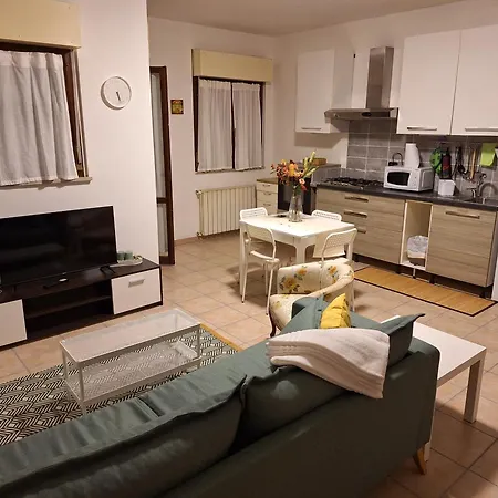 Διαμέρισμα Cristian's House Pomezia